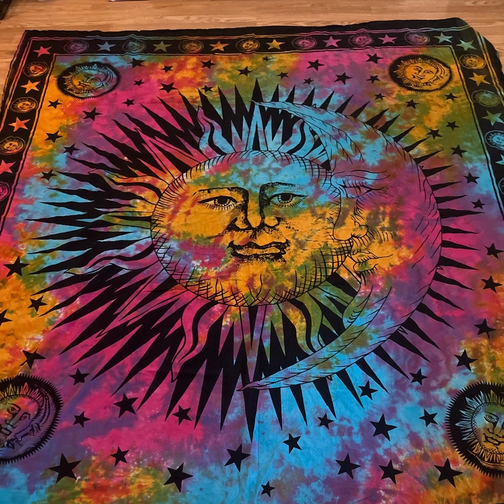 Trippy Tapestry